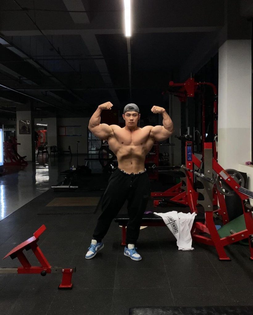 Chen Kang China Bodybuilder